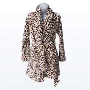 Victoria Secret fuzzy leopard/cheetah robe